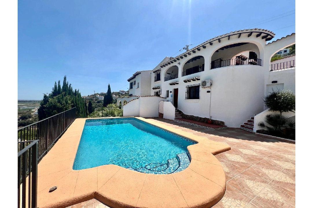 villa en Monte Pego en venta, superficie 268 m², parcela 1307 m², 5 dormitorios, 3 banos, piscina, ref.: CPS-36403640-1