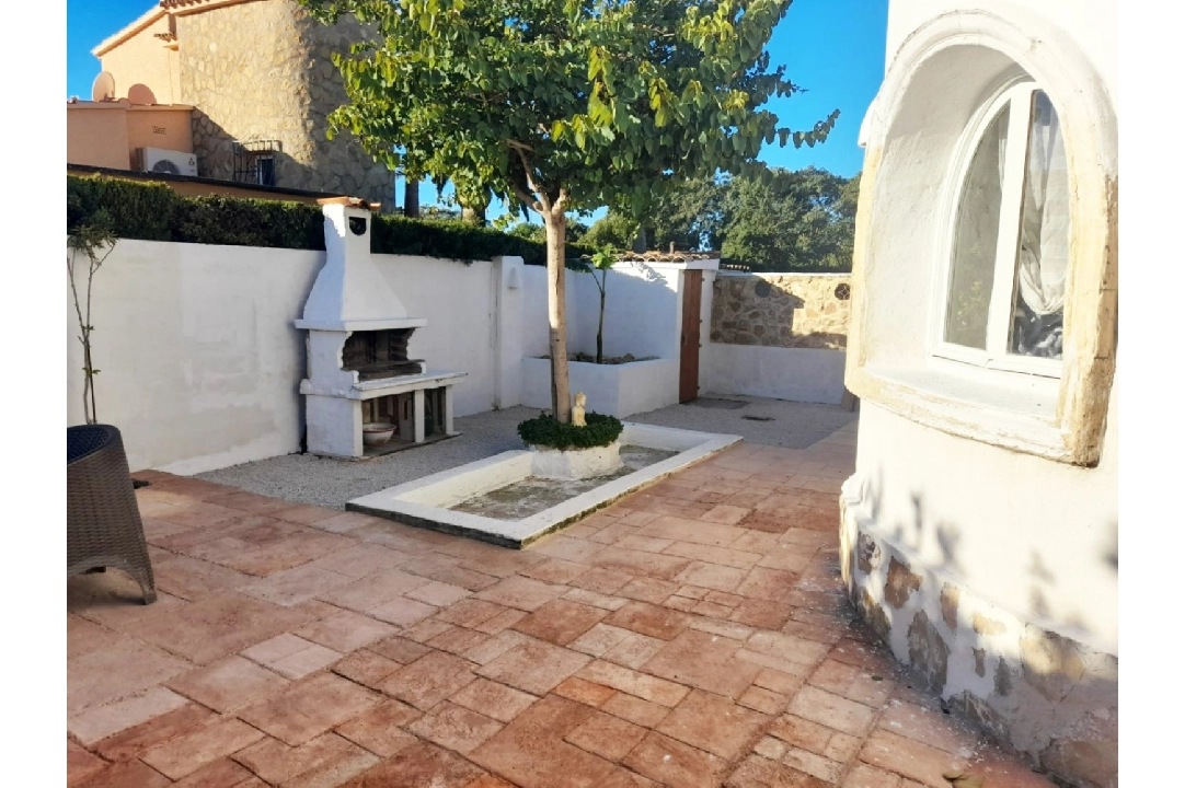 villa en Els Poblets en venta, superficie 117 m², ano de construccion 1985, + estufa, aire acondicionado, parcela 420 m², 3 dormitorios, 1 banos, piscina, ref.: O-V93414-7