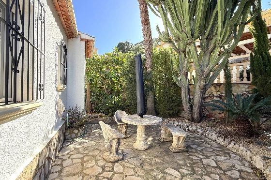 Villa in Pedreguer(Monte Solana) zu verkaufen, Wohnfläche 87 m², Baujahr 1999, Zustand gepflegt, + Ofen, Klimaanlage, Grundstück 426 m², 3 Schlafzimmer, 3 Badezimmer, Pool, ref.: AS-2425-18