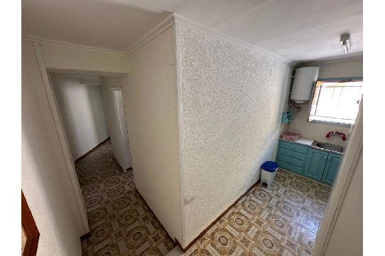 Villa in Denia zu verkaufen, Wohnfläche 220 m², Baujahr 1983, Klimaanlage, Grundstück 2233 m², 6 Schlafzimmer, 2 Badezimmer, Pool, ref.: O-V95814-26
