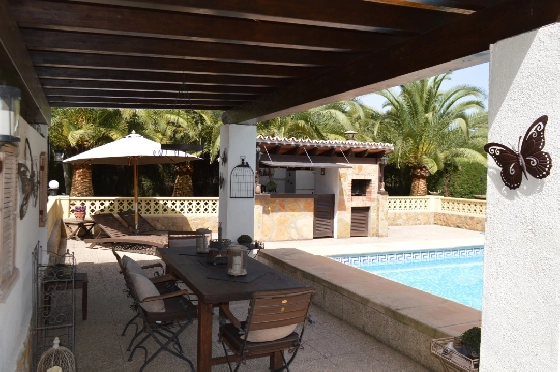 Villa in Alcalali zu verkaufen, Wohnfläche 228 m², Baujahr 1976, + Zentralheizung, Klimaanlage, Grundstück 2397 m², 4 Schlafzimmer, 3 Badezimmer, Pool, ref.: PV-141-02016P-15