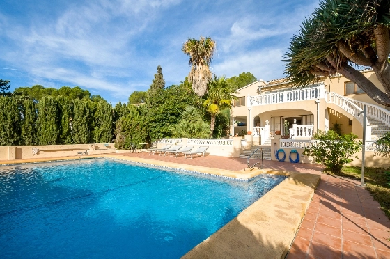 Villa in Moraira zu verkaufen, Wohnfläche 270 m², Klimaanlage, Grundstück 897 m², 3 Schlafzimmer, 3 Badezimmer, Pool, ref.: AM-12629DR-32