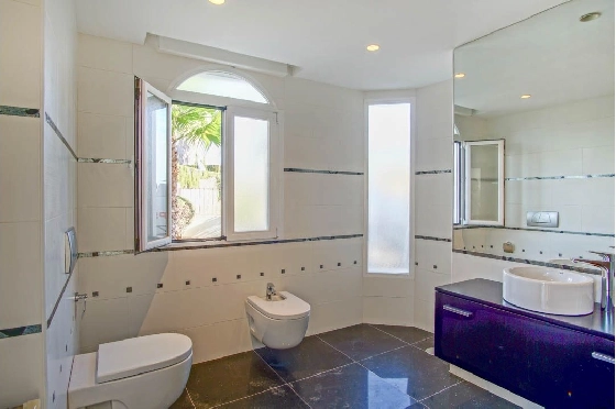 Villa in L-Alfas del Pi(Alfaz del PI Pueblo Urbanizaciones) zu verkaufen, Wohnfläche 810 m², Grundstück 1094 m², 5 Schlafzimmer, 6 Badezimmer, Pool, ref.: COB-7030ALF-10535-29