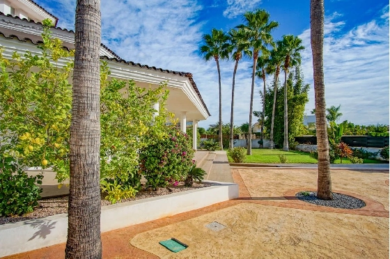 Villa in L-Alfas del Pi(Alfaz del PI Pueblo Urbanizaciones) zu verkaufen, Wohnfläche 810 m², Grundstück 1094 m², 5 Schlafzimmer, 6 Badezimmer, Pool, ref.: COB-7030ALF-10535-40