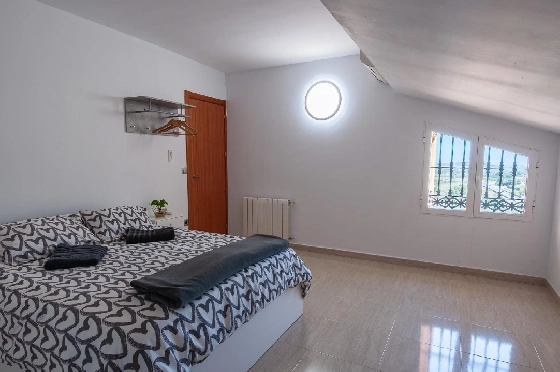 Villa in Orba(Comunidad valenciana) zu verkaufen, Wohnfläche 225 m², Klimaanlage, Grundstück 637 m², 5 Schlafzimmer, 2 Badezimmer, Pool, ref.: COB-3568-10535-15
