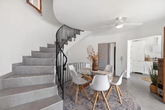 Villa in Moraira zu verkaufen, Wohnfläche 290 m², Baujahr 2003, + Ofen, Klimaanlage, Grundstück 847 m², 3 Schlafzimmer, 3 Badezimmer, Pool, ref.: AM-12692DR-44