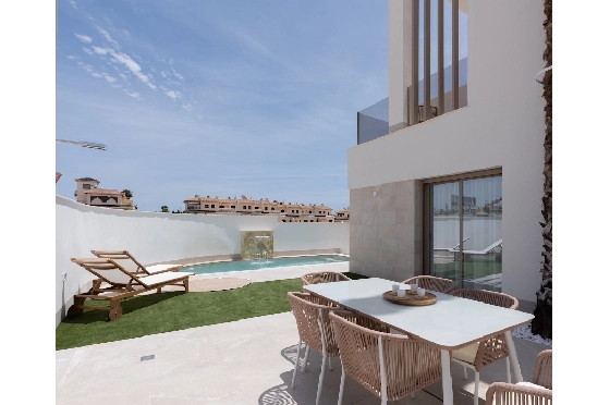 Eck-Reihenhaus in Los Alcazares zu verkaufen, Wohnfläche 146 m², Zustand Erstbezug, Klimaanlage, Grundstück 177 m², 3 Schlafzimmer, 2 Badezimmer, Pool, ref.: HA-LAN-480-Q01-24
